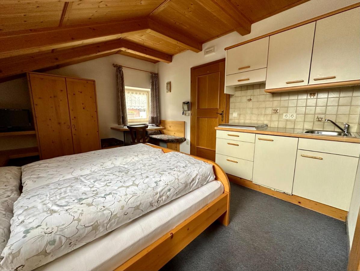 Apartments Gasser Monguelfo-Tesido / Welsberg-Taisten ภายนอก รูปภาพ